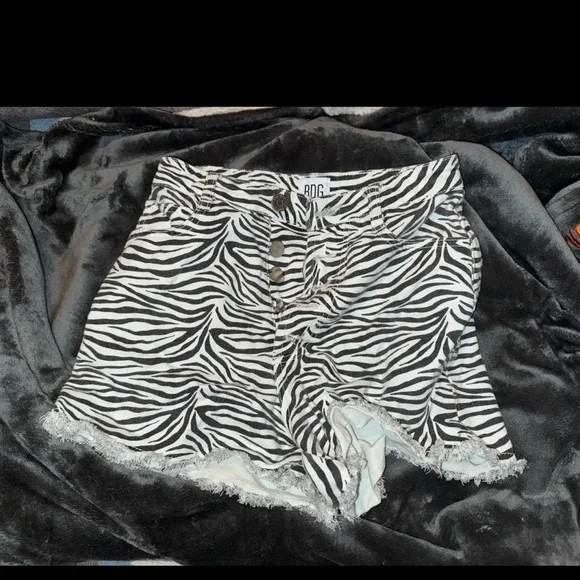 BDG Zebra Print Jean Shorts - Picture 1 of 1